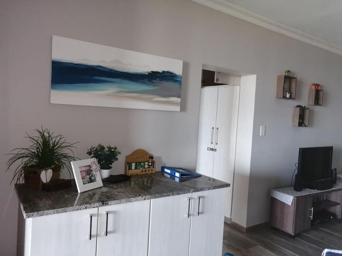 C-side Holiday home Hibberdene
